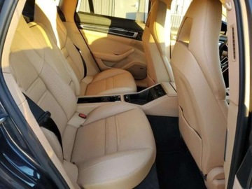 Porsche Panamera II Liftback 3.0 330KM 2018 Porsche Panamera 2018, 3.0L, od ubezpieczalni 3.0 Benzyna 330KM, zdjęcie 8