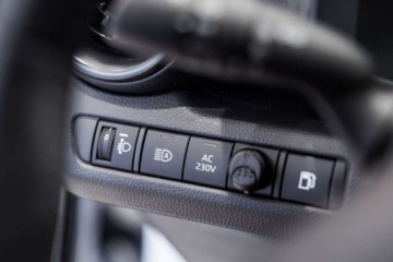 Toyota C-HR II SUV Plug-In 2.0 Hybrid Dynamic Force Plug-in  223KM 2025 Toyota C-HR 2.0 PHEV Style Dynamic Force Plug-in 2.0 Hybryda Plug-in, zdjęcie 36