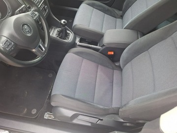 Volkswagen Golf VI Variant 1.6 TDI-CR DPF BlueMotion 105KM 2011 Volkswagen Golf Wersja Style Klimatronik, zdjęcie 13