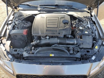 Jaguar XF II 2022 Jaguar XF R-Dynamic SE 2022 2.0L 2.0 Benzyna 296KM, zdjęcie 6