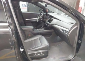 Cadillac 2023 Cadillac XT4 2023, 2.0L, PREMIUM LUXURY, od ubezpieczalni 2.0 Benzyna 235KM, zdjęcie 9
