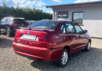 Seat Cordoba I Sedan 1.6 i 75KM 1998 Seat Cordoba 1998r 1.6 BenzynaLPG 75KM, zdjęcie 3