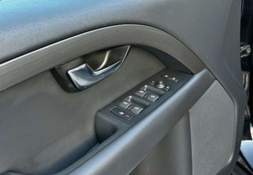 Volvo V70 III Kombi Facelifting 2.0 D2 DRIVE-E 120KM 2016 Volvo V70 Volvo V70 D2 Geartronic Summum 2.0 Diesel 120KM, zdjęcie 16