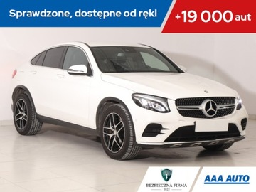 Mercedes Klasa A W176 Hatchback 5d Facelifting 250 211KM 2016 Mercedes GLC Coupe 250, Salon Polska