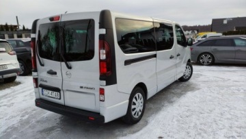 Opel Vivaro B Kombi Extra Long H1 2,9t 1.6 BiTurbo 125KM 2016 Opel Vivaro 1.6D 125KM L2H1 Klima Navi Temp Nawiewy Na tyl Kamera 157Tys G, zdjęcie 2