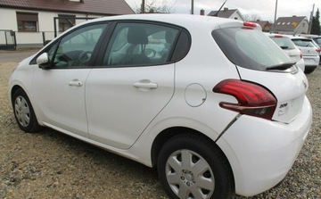 Peugeot 208 I Hatchback 5d Facelifting 1.6 BlueHDi 75KM 2017 Peugeot 208 1.6 Diesel 75KM, zdjęcie 4