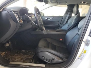 Volvo 2020 Volvo S60 t5 Momentum, 2020r., 2.0L, zdjęcie 7