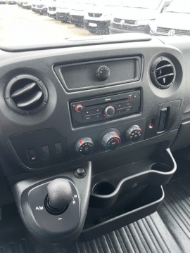 Renault Master IV Furgon FWD 2.3 dCi 170KM 2018 Renault Master 2.3 DCI-170 9-os! Automat! NAVI Klima Nawiewy Tył Serwis ASO, zdjęcie 9