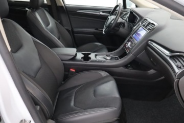 Ford Mondeo V Liftback Facelifting 2.0 EcoBlue 190KM 2019 Ford Mondeo 2.0 EcoBlue, Salon Polska, 187 KM, zdjęcie 8