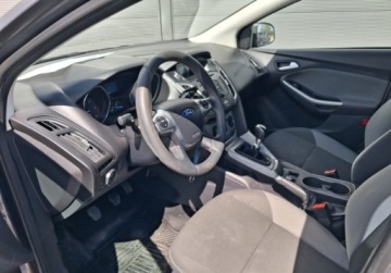 Ford Focus III Kombi 1.6 Duratorq TDCi DPF 115KM 2013 Ford Focus Bezwypadeksalonjedzie jak noweNAVI 1.6 Diesel 115KM, zdjęcie 29