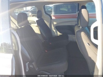 Chrysler Voyager V 2022 Chrysler Voyager 2022r., 3.6L 3.6 Hybryda 287KM, zdjęcie 9