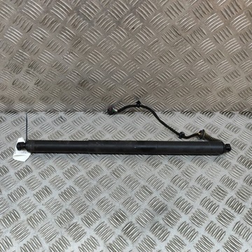 PORSCHE TAYCAN 9J1 2022 LEVÝ STRANA TLUMIČ KRYT ZADNÍ KUFRU