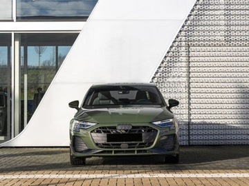 Audi A3 8Y Limousine 1.5 35 TFSI 150KM 2024 AUDI A3 35 TFSI S Line Sedan 1.5 (150KM) 2024, zdjęcie 2