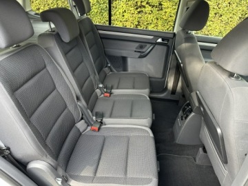 Volkswagen Touran II 1.6 TDI 105KM 2010 Volkswagen Touran Automat 7-miejsc Oryginał, zdjęcie 18