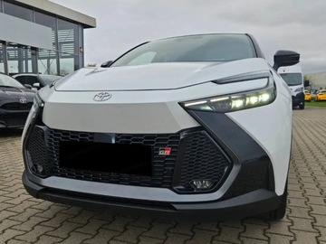 Toyota C-HR II SUV 1.8 Hybrid 140KM 2025 Od ręki - GR Sport 1.8 Hybrid Dynamic Force 140KM | Podgrzewane fotele!, zdjęcie 1