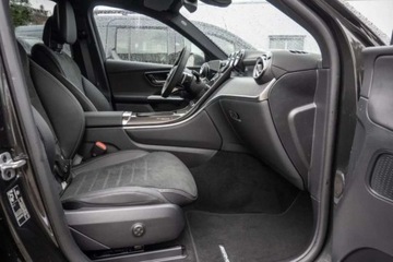 Mercedes GLC C254/X254 Coupe 2.0 200 204KM 2025 Mercedes-Benz GLC 200 4MATIC AMG Pakiet Night Digital Light HAK Pakiet, zdjęcie 7