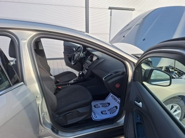 Ford Focus III Kombi Facelifting 1.5 EcoBoost 182KM 2016 Ford Focus Automat,Ksenoe Led,ASO FORD, zdjęcie 26