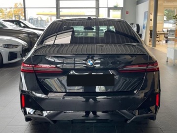 BMW Seria 5 G90-91 2026 BMW Seria 5 520i Sport Sedan 2.0 (208KM) 2026, zdjęcie 2