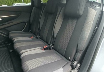 Peugeot 5008 II Crossover 1.6 BlueHDI 120KM 2018 Peugeot 5008 1.6 HDi 120KM Active Automat Bezwypadkowy, 7 osobowy 1.6, zdjęcie 16