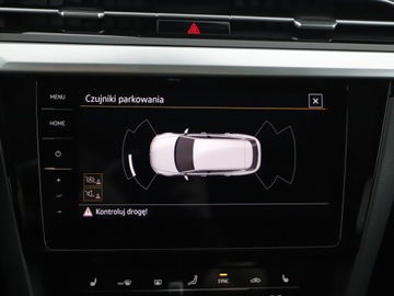 Volkswagen Arteon Fastback Facelifting 2.0 TDI 200KM 2021 Volkswagen Arteon R-line | DCC | Panorama | Hak |, zdjęcie 18