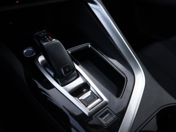 Peugeot 3008 II Crossover 1.2 PureTech 130KM 2019 Peugeot 3008 1.2 PureTech, Salon Polska, zdjęcie 12