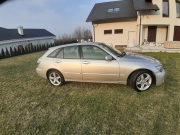 Lexus IS I Kombi 3.0 214KM 2004 LEXUS IS 300 2JZ SPORTBACK 2004 ZADDBANY, zdjęcie 3