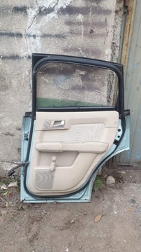 AUDI A2 DVEŘE PRAVÉ ZADNÍ KOMPLETNÍ
