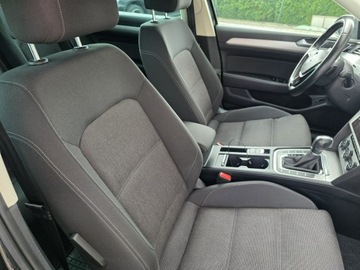 Volkswagen Passat B8 Variant 2.0 TDI BlueMotion SCR 150KM 2018 Volkswagen Passat 2.0 TDI DSG *bezwypadkowy* tylko, zdjęcie 6