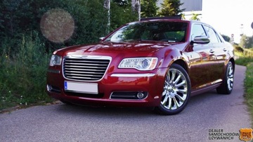 Chrysler 300C II Sedan 3.6 V6 286KM 2013 Chrysler 300C 3.6 AWD - Pełne wyposażenie, zdjęcie 33