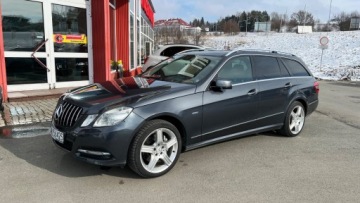 Mercedes Klasa E W212 Kombi 300 CDI BlueEFFICIENCY 231KM 2011 Mercedes-Benz Klasa E Bardzo ladny stan . 3,0 CDI Automat Pneomatyka 3.0
