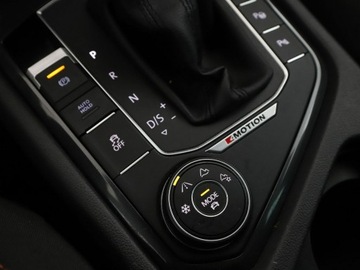 Volkswagen Tiguan II SUV 2.0 TSI 180KM 2017 Volkswagen Tiguan 4x4 DSG navi klima auto grzane, zdjęcie 30