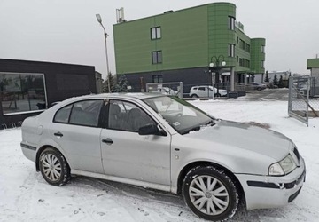 Skoda Octavia I Hatchback 1.4 MPI 75KM 2003 Skoda Octavia Skoda Octavia 1.4 Nature 1.4 Benzyna 75KM, zdjęcie 5