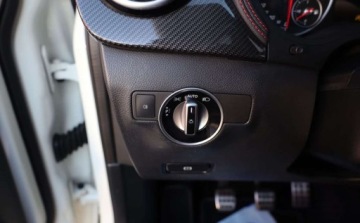 Mercedes Klasa B W246 Sports Tourer Facelifting 1.6 200 156KM 2016 Mercedes-Benz Klasa B Mercedes-Benz Klasa B 200 UrbanStyle Edition 1.6, zdjęcie 17