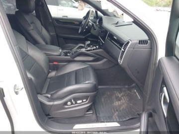 Porsche Cayenne III 2019 Porsche Cayenne S 2019 2.9L 2.9 Benzyna 434KM, zdjęcie 9