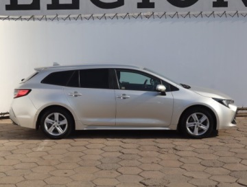 Toyota Corolla XII 2022 Toyota Corolla 2.0 Hybrid, Salon Polska, zdjęcie 5