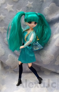 СТИЛЬНАЯ ПОДВИЖНАЯ АНИМЕ КУКЛА ХАТСУНЭ МИКУ С РАЗНОЦВЕТНЫМИ ВОЛОСАМИ ПО ТИПУ БАРБИ