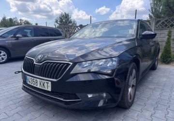 Skoda Superb III Liftback 2.0 TDI 150KM 2018 Skoda Superb poobcierany 2.0 Diesel 150KM, zdjęcie 1