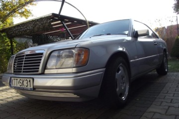 Mercedes Klasa E W124 Coupe 2.0 136KM 1995 MERCEDES-BENZ C124 E200 2.0 benzyna 136KM 1995r, zdjęcie 7