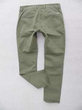 HUGO BOSS CHINO JAK NOWE roz 46