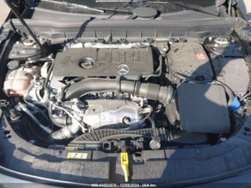 Mercedes GLB 2023 Mercedes-Benz GLB 250, 2023r., 4x4, 2.0L 2.0 Benzyna 221KM, zdjęcie 11