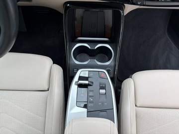 BMW X1 U11 Crossover 2.0 18d 150KM 2022 BMW X1 2.0 diesel Automat Skóry Hak FV23%, zdjęcie 27