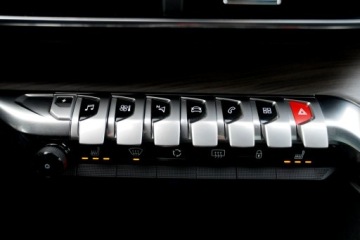 Peugeot 3008 II Plug-In Hybrid Facelifting 1.6 HYBRID4 300KM 2022 Peugeot 3008 GT full led skóra masaze ACC kamera, zdjęcie 29