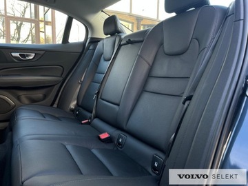 Volvo S60 III Sedan Facelifting 2.0 B5 250KM 2024 Volvo S60 FV23% B5B Ultimate Dark AWD Full-LED Pan, zdjęcie 14