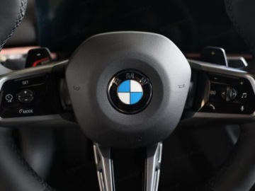 BMW Seria 5 G90-91 2025 BMW Seria 5 540d xDrive Sport Sedan 3.0 (303KM) 2025, zdjęcie 8