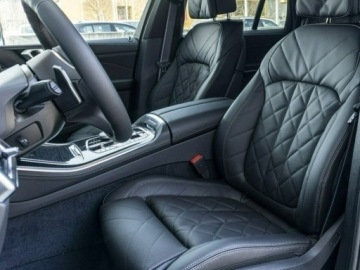 BMW X5 G05 SUV Facelifting 3.0 30d 298KM 2026 BMW X5 xDrive30d Sport Suv 3.0 (298 KM) 2026, zdjęcie 4