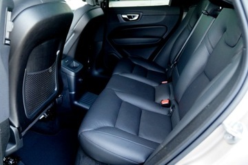 Volvo XC60 II Crossover Plug-In Facelifting 2.0 T8 455KM 2024 Volvo XC 60 INSCRIPTION panorama ful led, zdjęcie 23