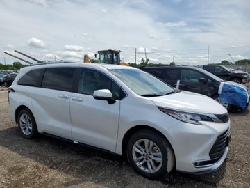 Toyota Sienna III 2024 Toyota Sienna Limited 2024 2.5l 2.5 Hybryda 245KM, zdjęcie 4