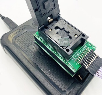 Ramka pozycjonująca 9x9mm podstawki BGA64 ZIF JRS