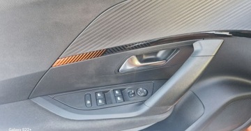 Peugeot 2008 II SUV 1.2 PureTech 100KM 2021 Peugeot 2008 90 Tkm - Bezwypadkowy - Navi - Grzane fotele 1.2 Benzyna 101KM, zdjęcie 26