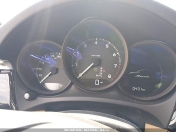 Porsche Macan 2023 Porsche Macan 2023r, T, 2.0, 4x4 2.0 Benzyna 261KM, zdjęcie 10